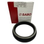 Retentor Cubo Roda Tras 121x160x30mm VW Constellation Ford Cargo MB Atego Sabo 02713BRY - Imagem 2